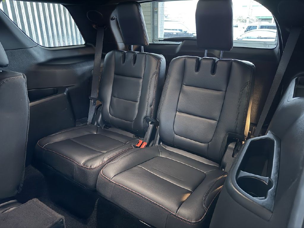 2019 Ford Explorer Image 17