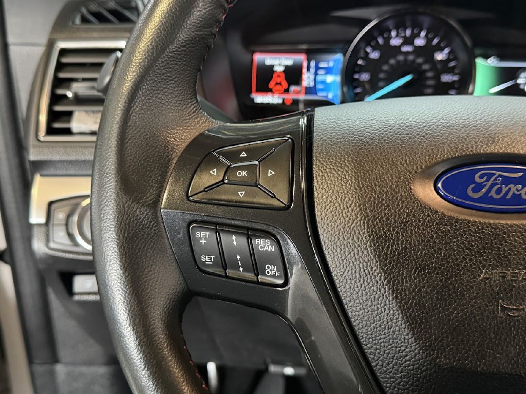 2019 Ford Explorer Image 20