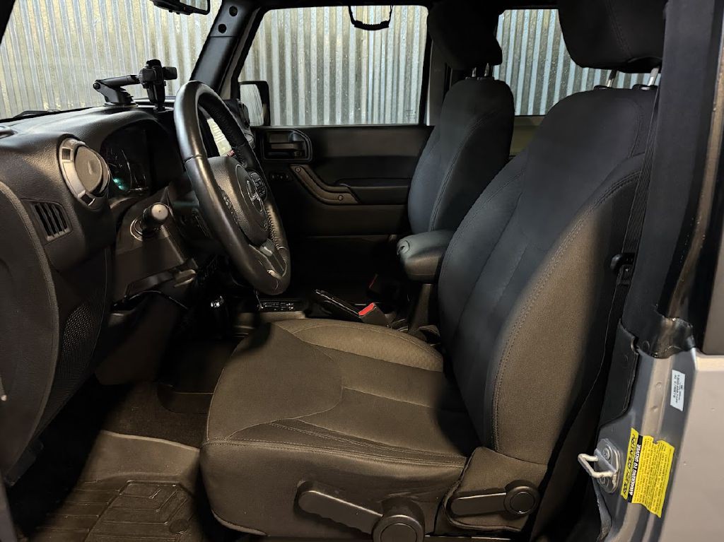 2017 Jeep Wrangler Image 10