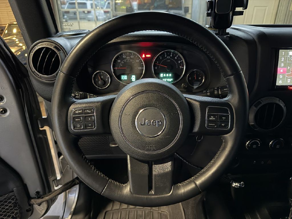 2017 Jeep Wrangler Image 15