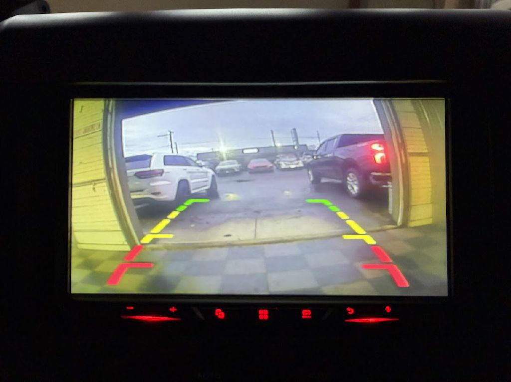 2017 Jeep Wrangler Image 19