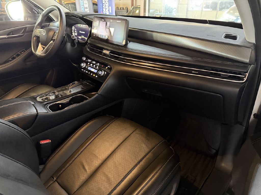 2023 INFINITI QX60 Image 13