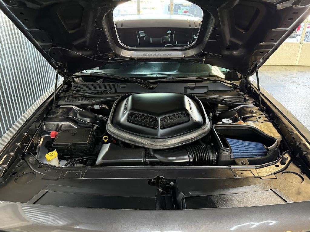 2015 Dodge Challenger Image 25