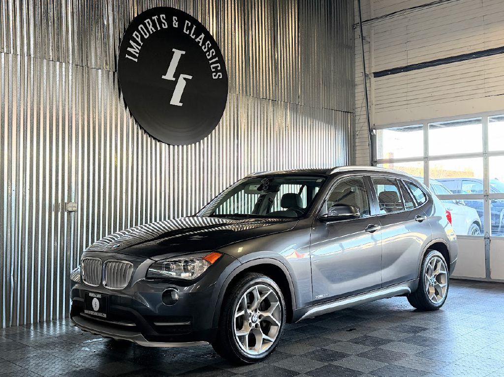 2015 BMW X1 Image 1