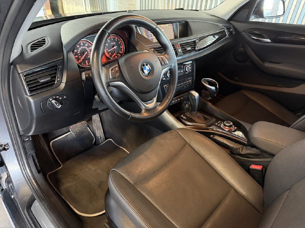 2015 BMW X1 Image 10