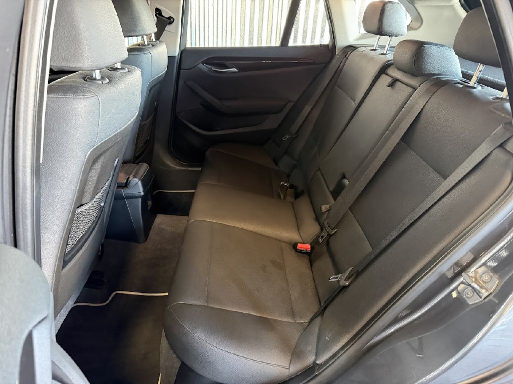 2015 BMW X1 Image 14