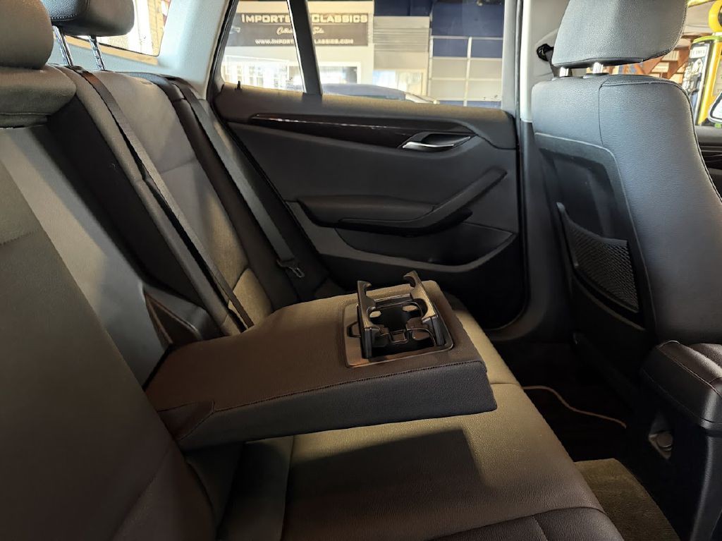 2015 BMW X1 Image 16
