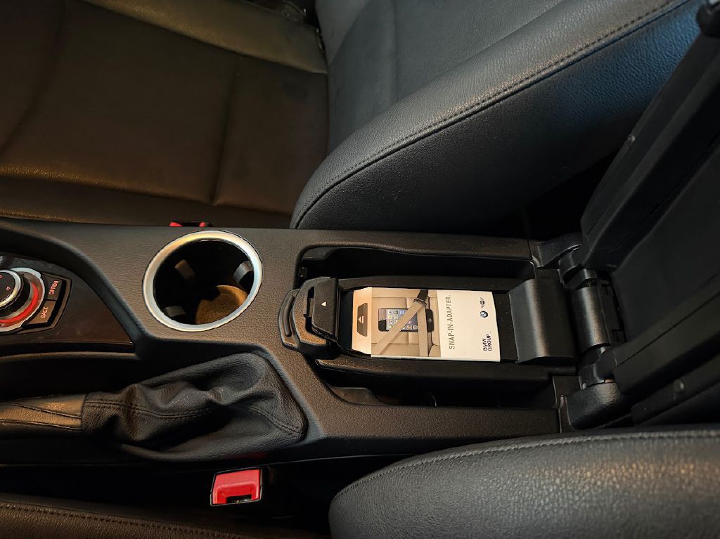 2015 BMW X1 Image 24