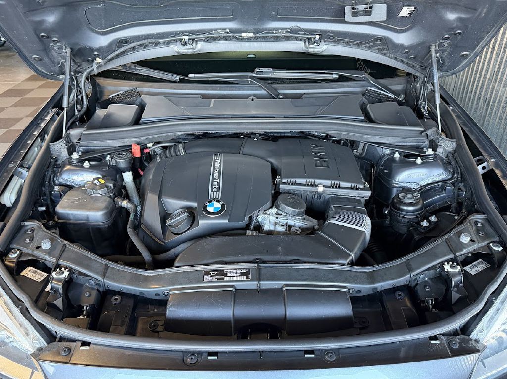 2015 BMW X1 Image 27