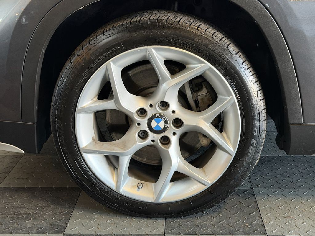 2015 BMW X1 Image 30