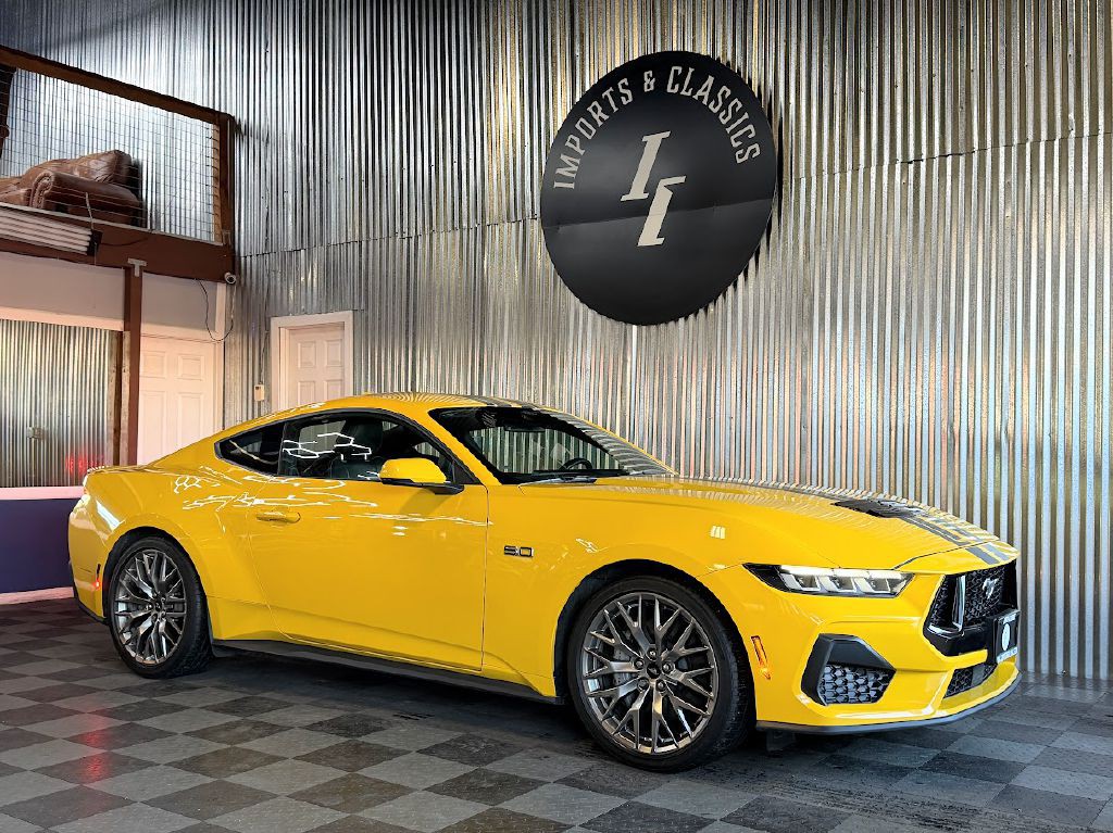 2024 Ford Mustang Image 2