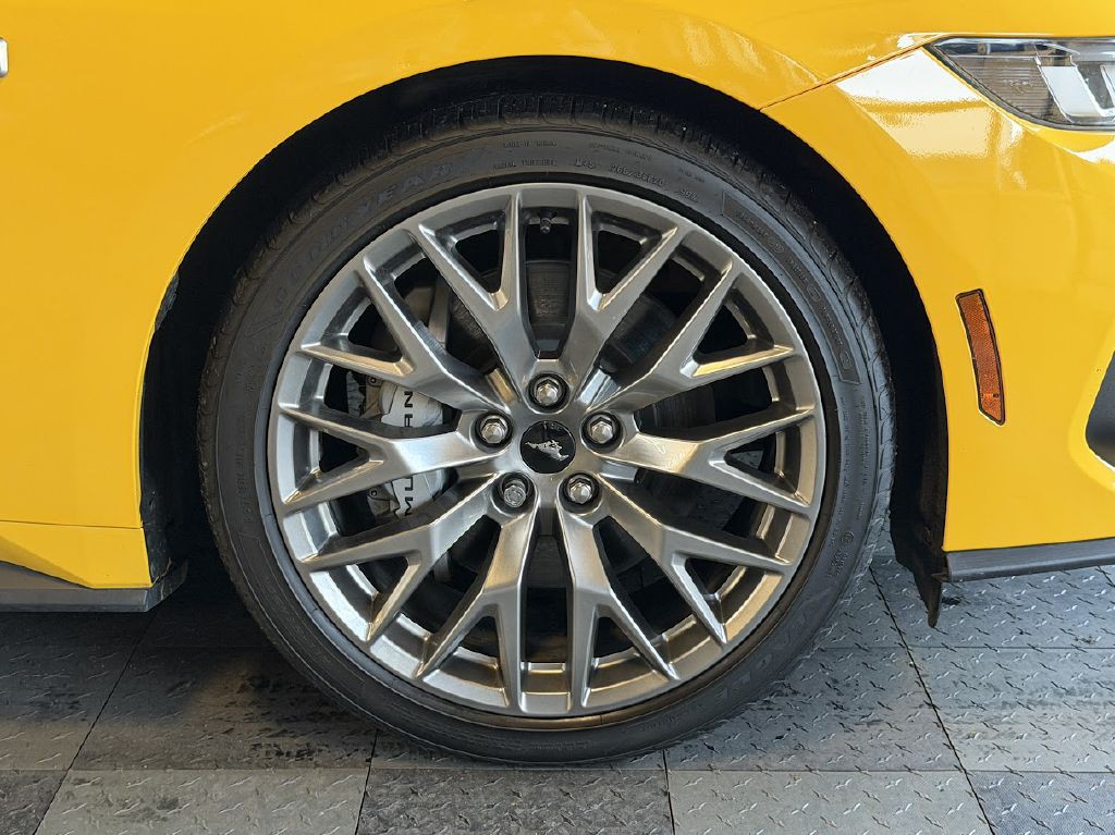 2024 Ford Mustang Image 28