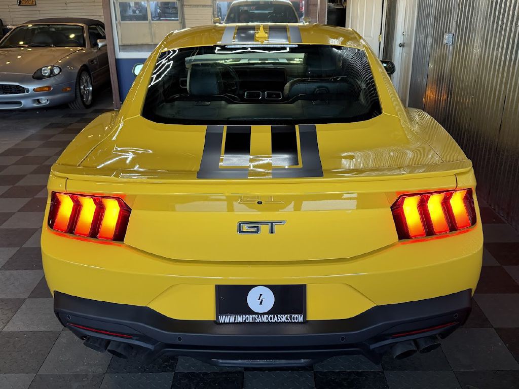 2024 Ford Mustang Image 6