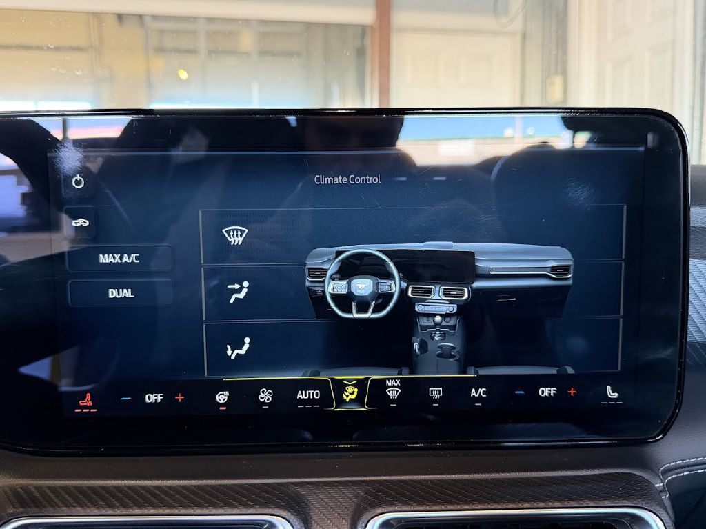 2024 Ford Mustang Image 21