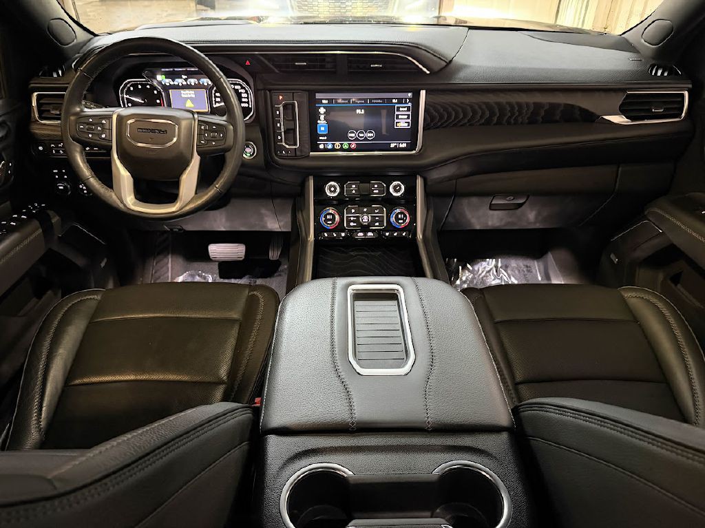 2021 GMC Yukon Image 9