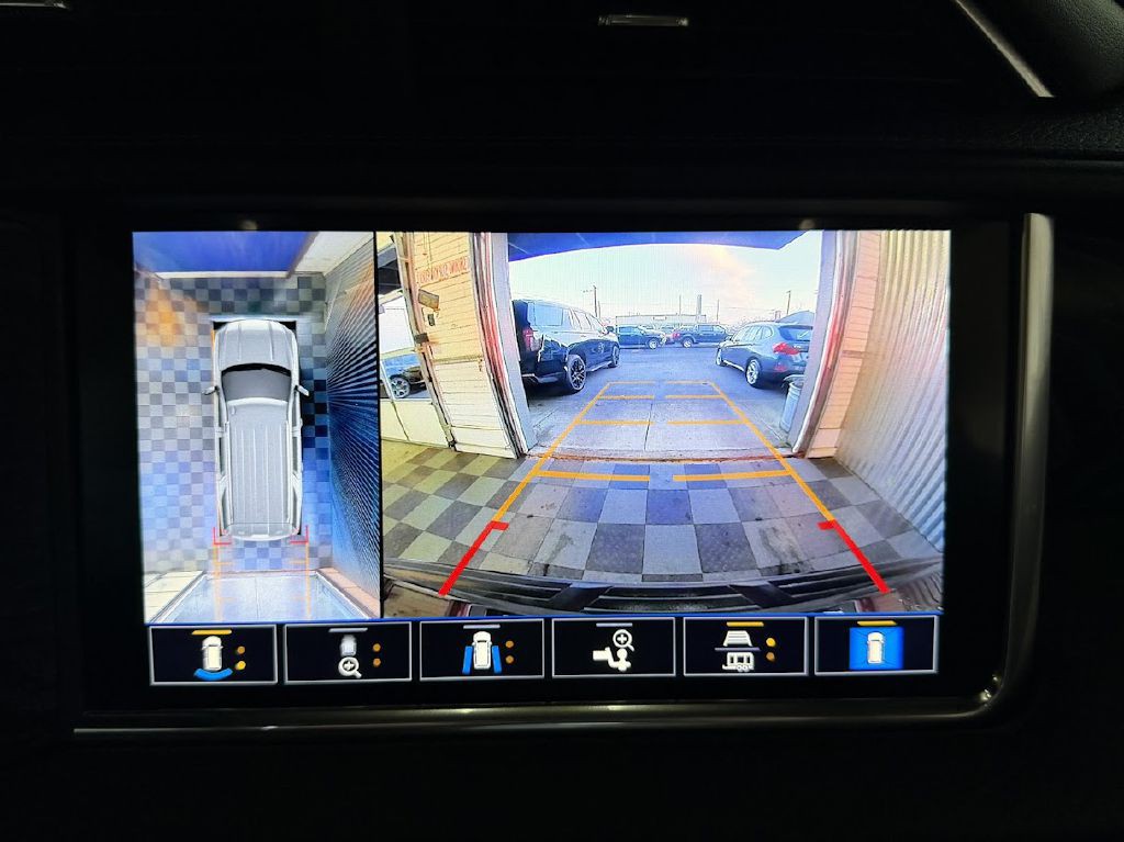 2021 GMC Yukon Image 20