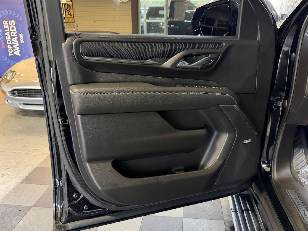 2021 GMC Yukon Image 26