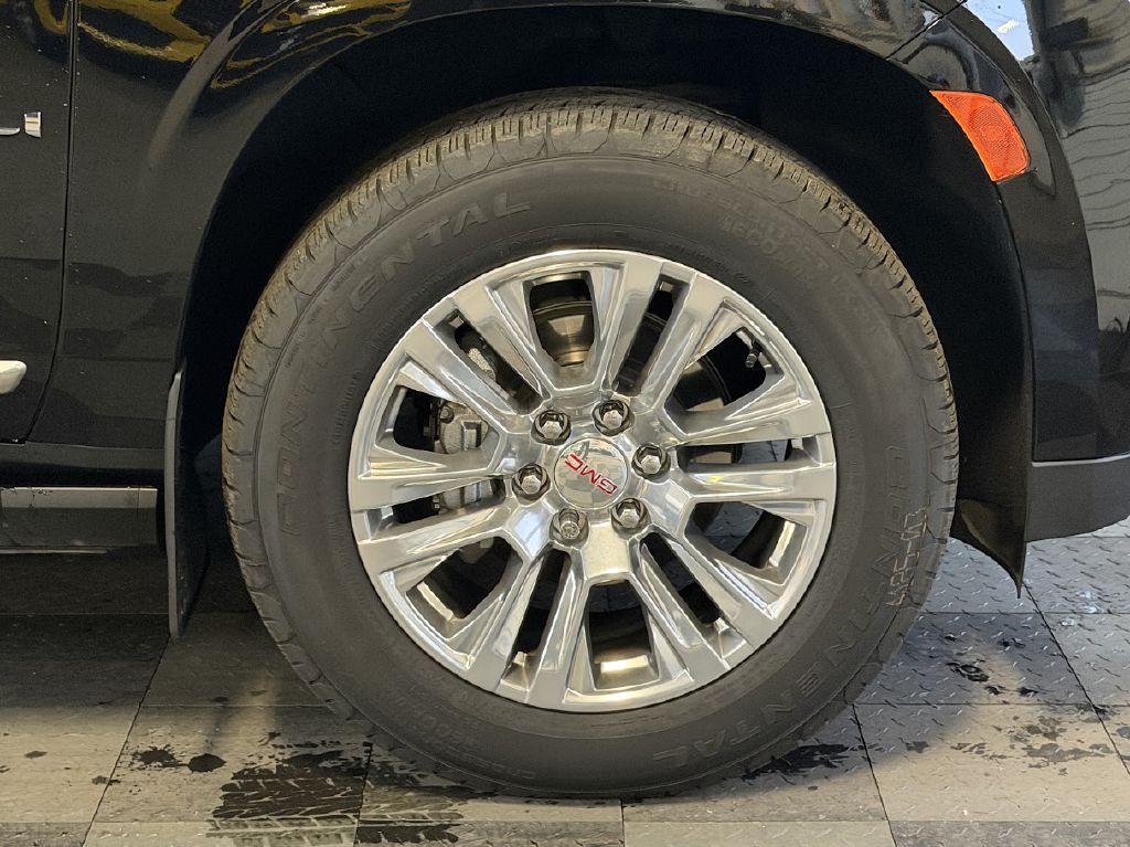 2021 GMC Yukon Image 32