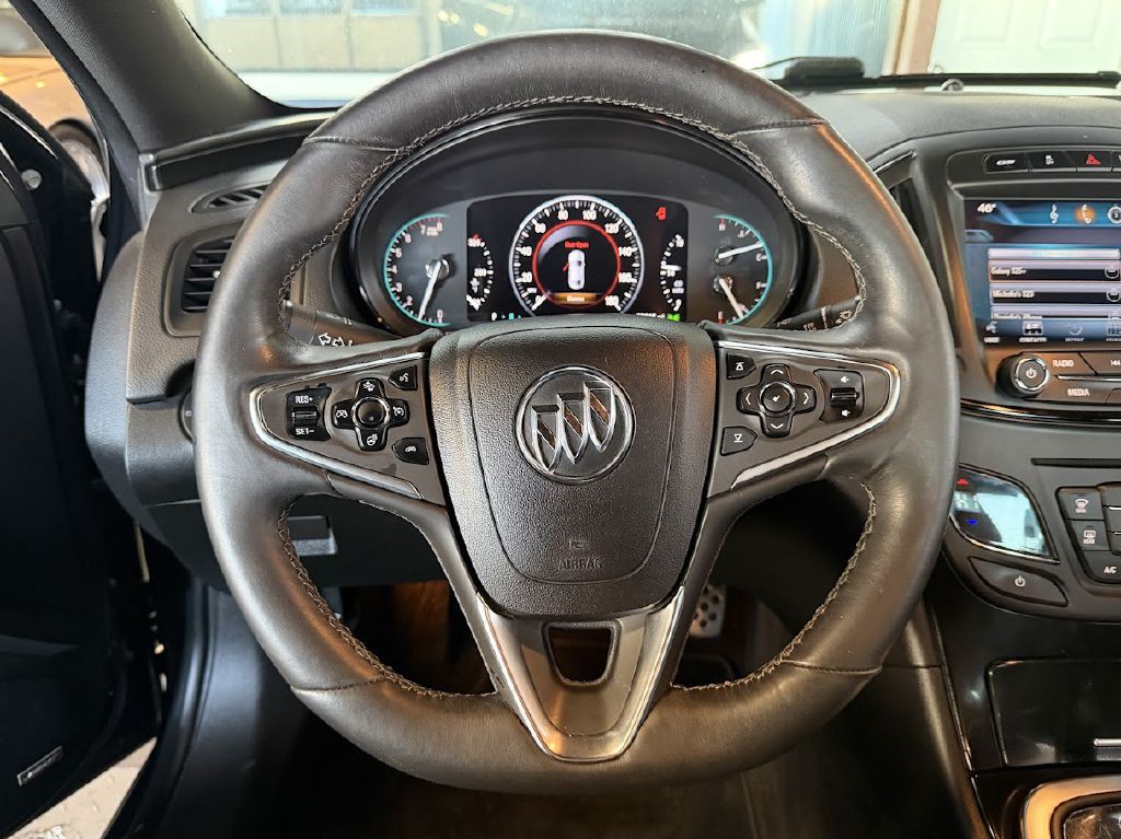 2014 Buick Regal Image 17