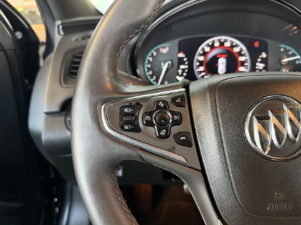 2014 Buick Regal Image 18