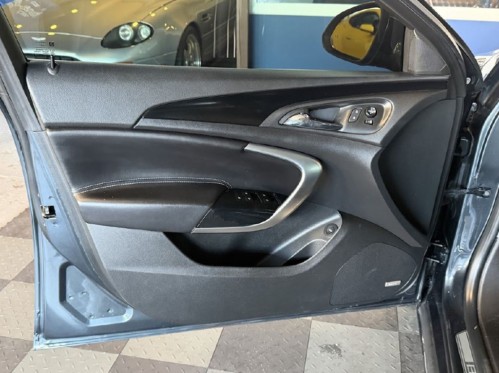 2014 Buick Regal Image 24