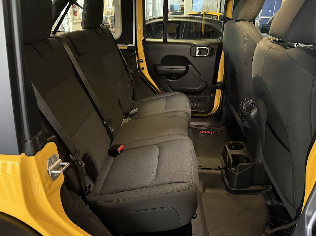 2021 Jeep Wrangler Unlimited Image 15