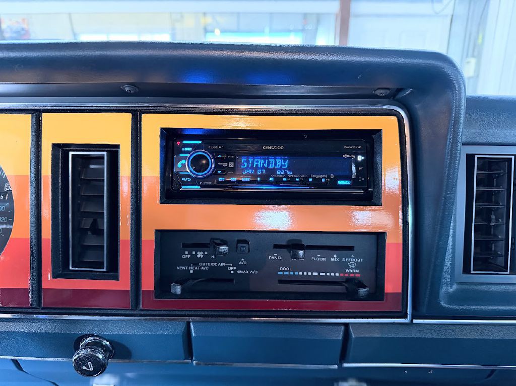 1985 Ford Bronco Image 19