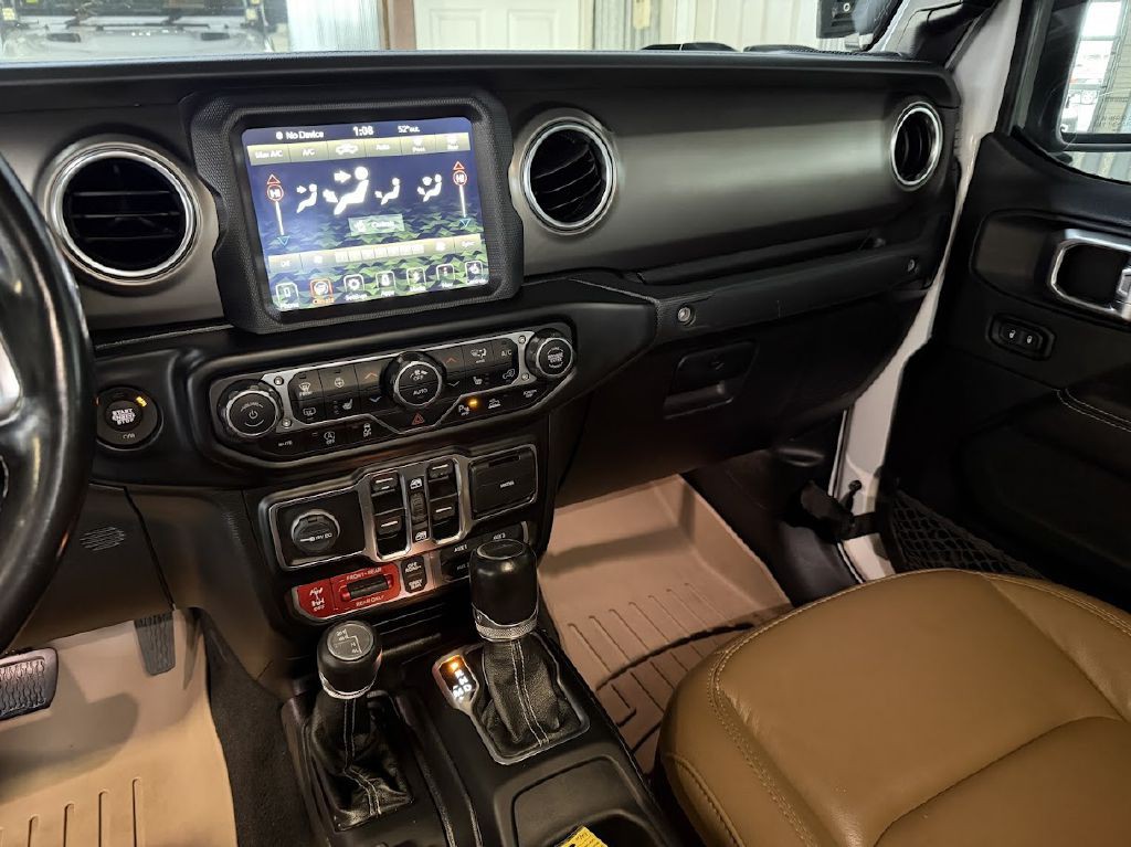 2020 Jeep Gladiator Image 14