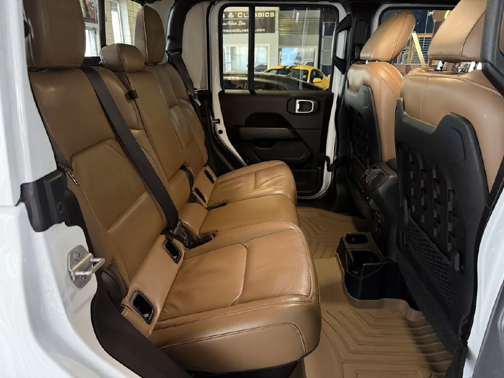 2020 Jeep Gladiator Image 16