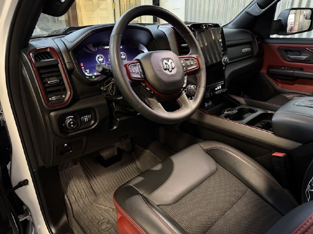 2025 RAM 1500 Image 10