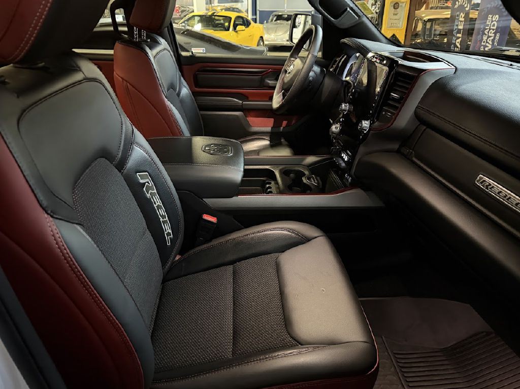 2025 RAM 1500 Image 12