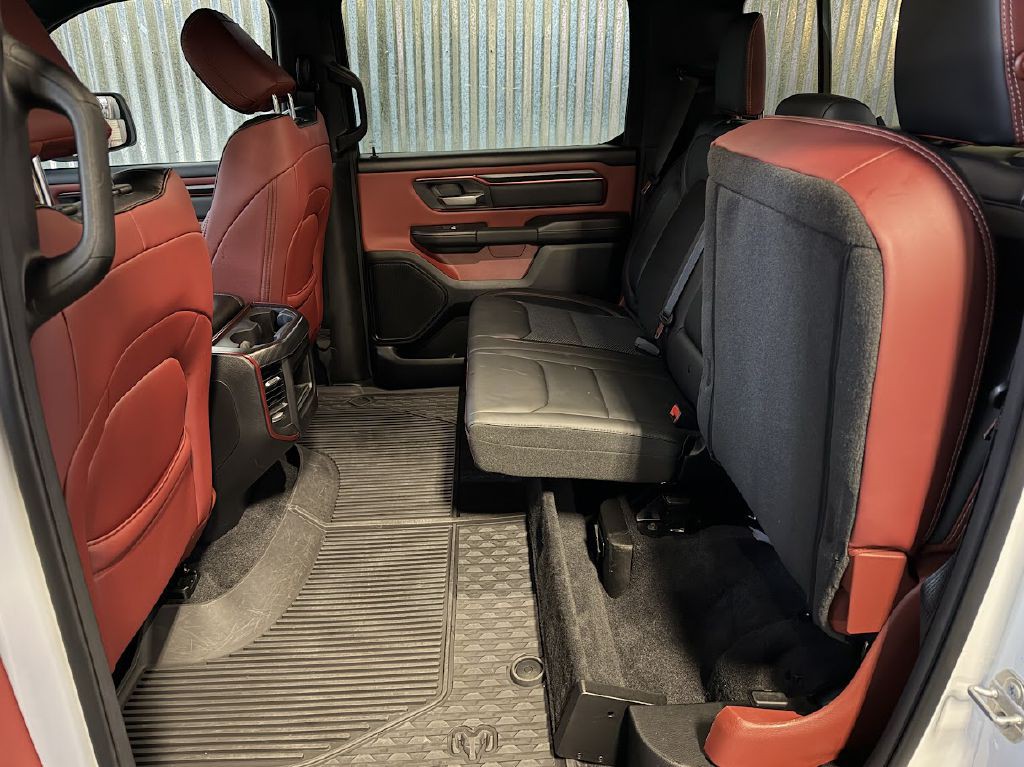 2025 RAM 1500 Image 16