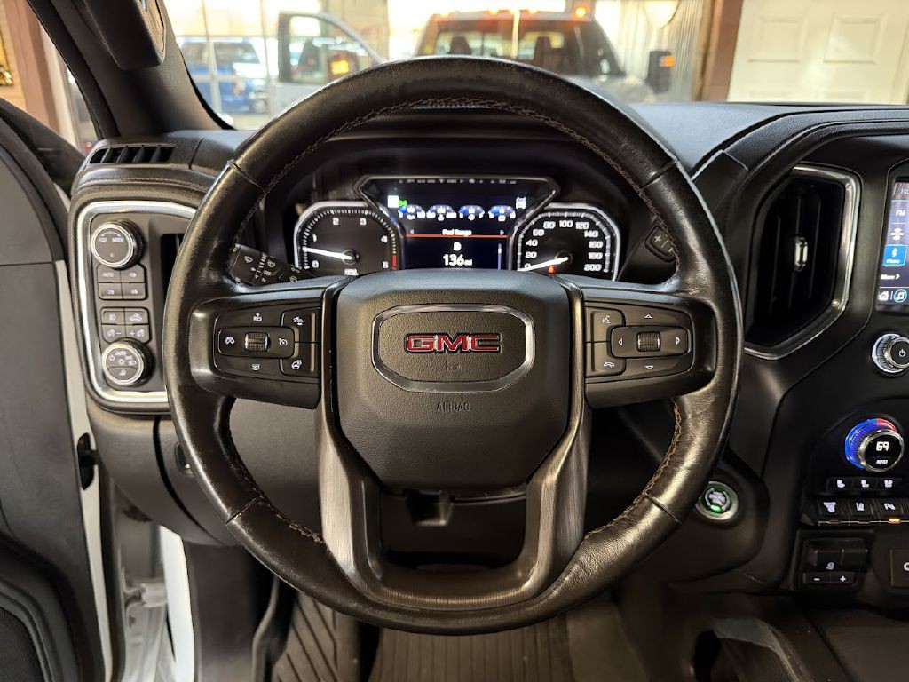 2020 GMC Sierra Image 18