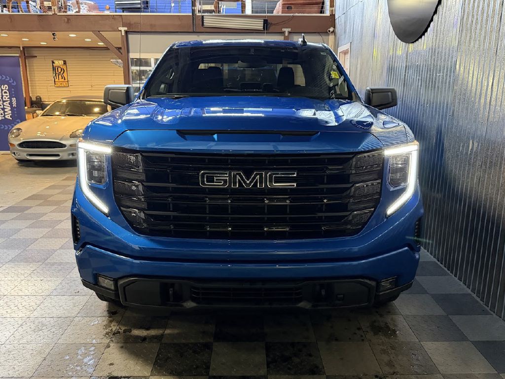 2022 GMC Sierra Image 5