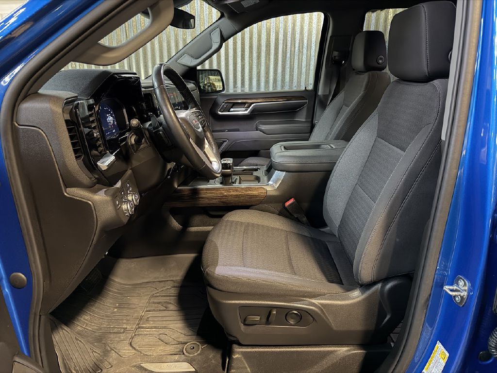 2022 GMC Sierra Image 12