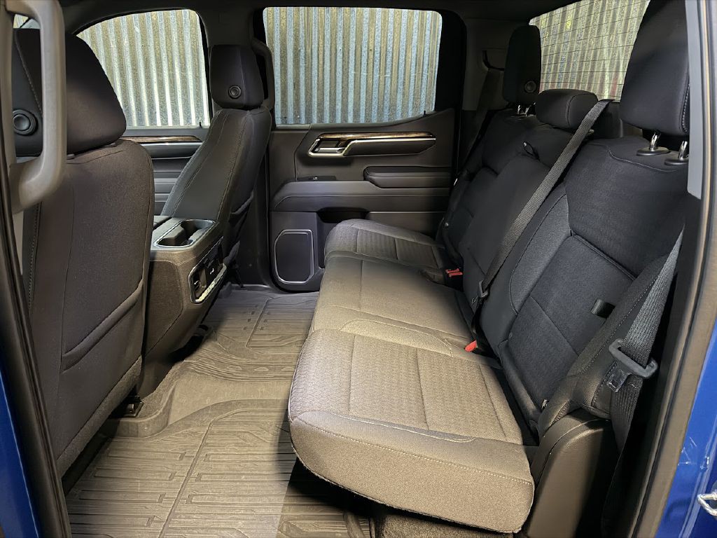 2022 GMC Sierra Image 16