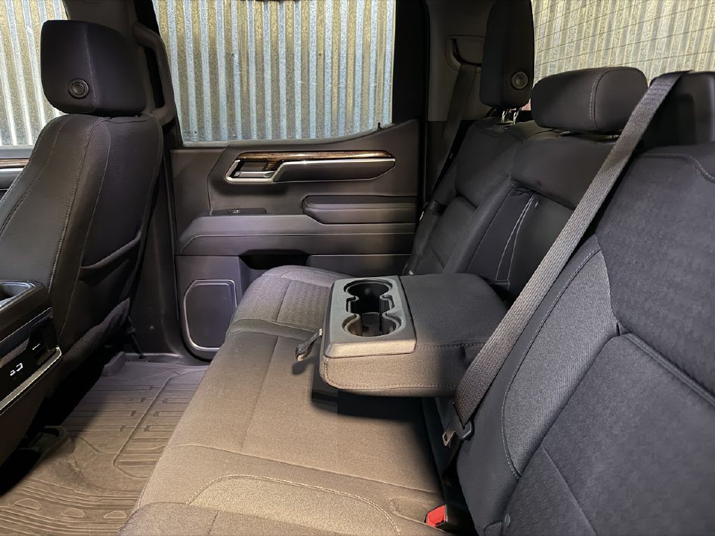 2022 GMC Sierra Image 17