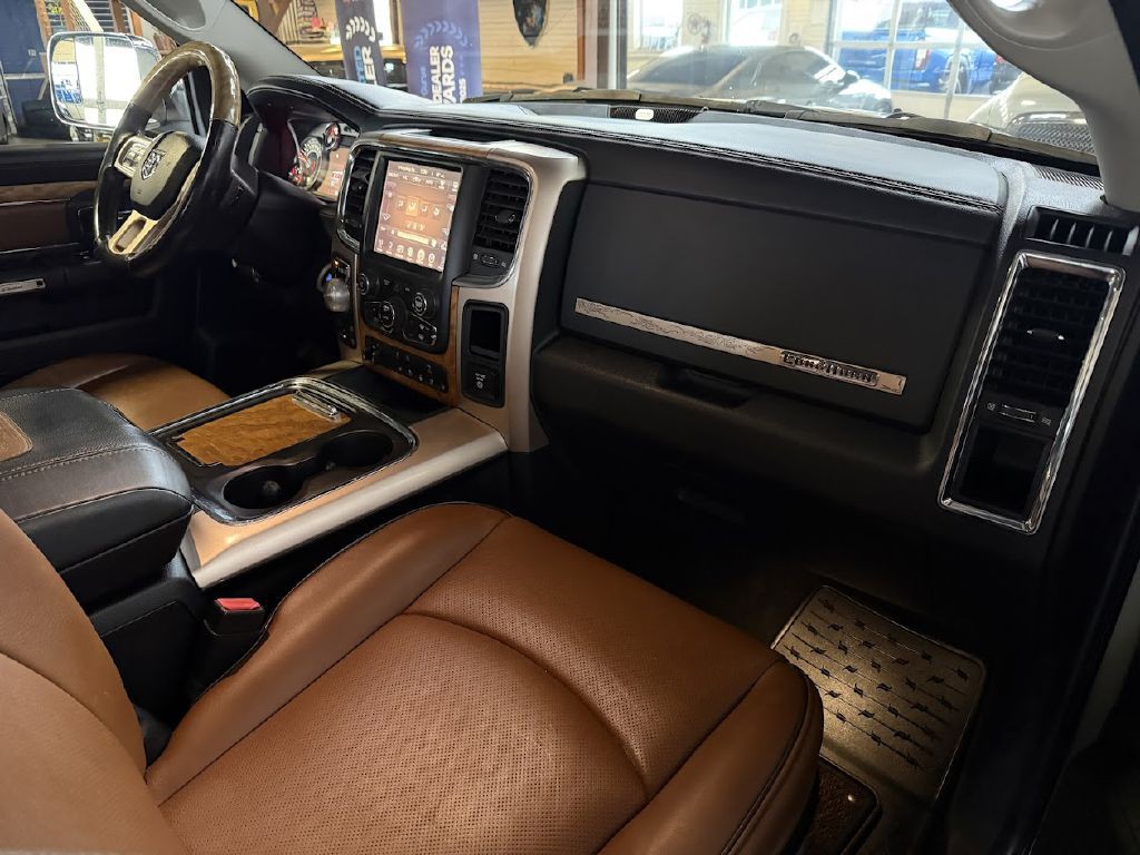 2017 RAM 1500 Image 12