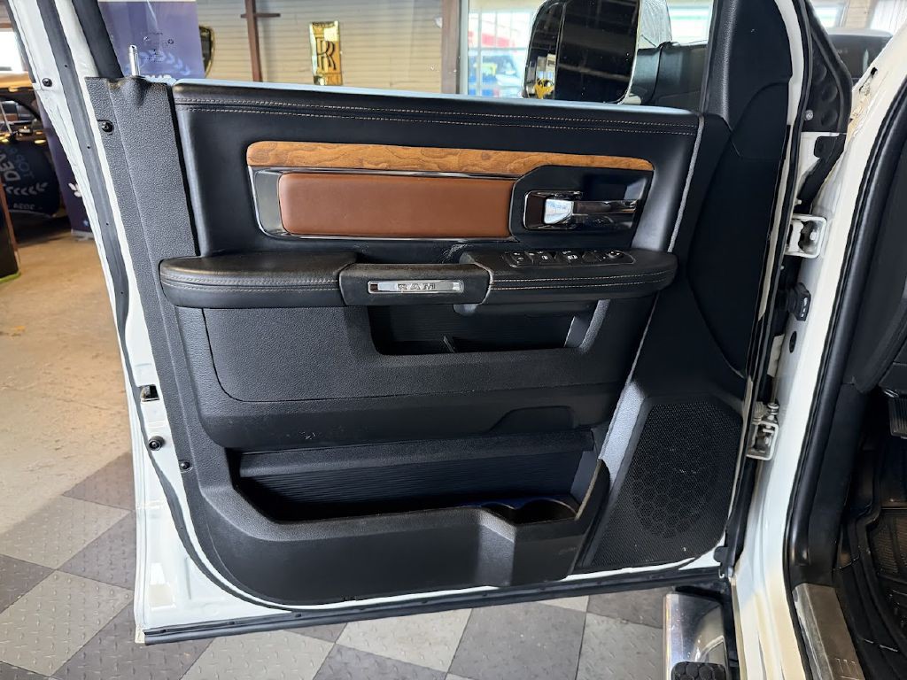 2017 RAM 1500 Image 28