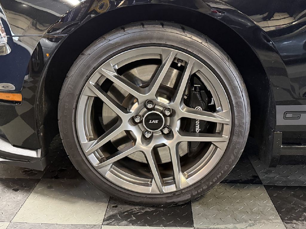 2013 Ford Mustang Image 29