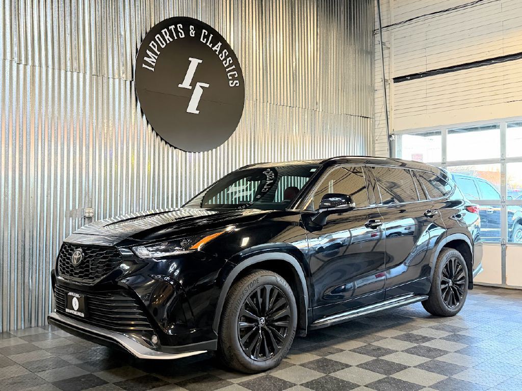 2023 Toyota Highlander Image 1