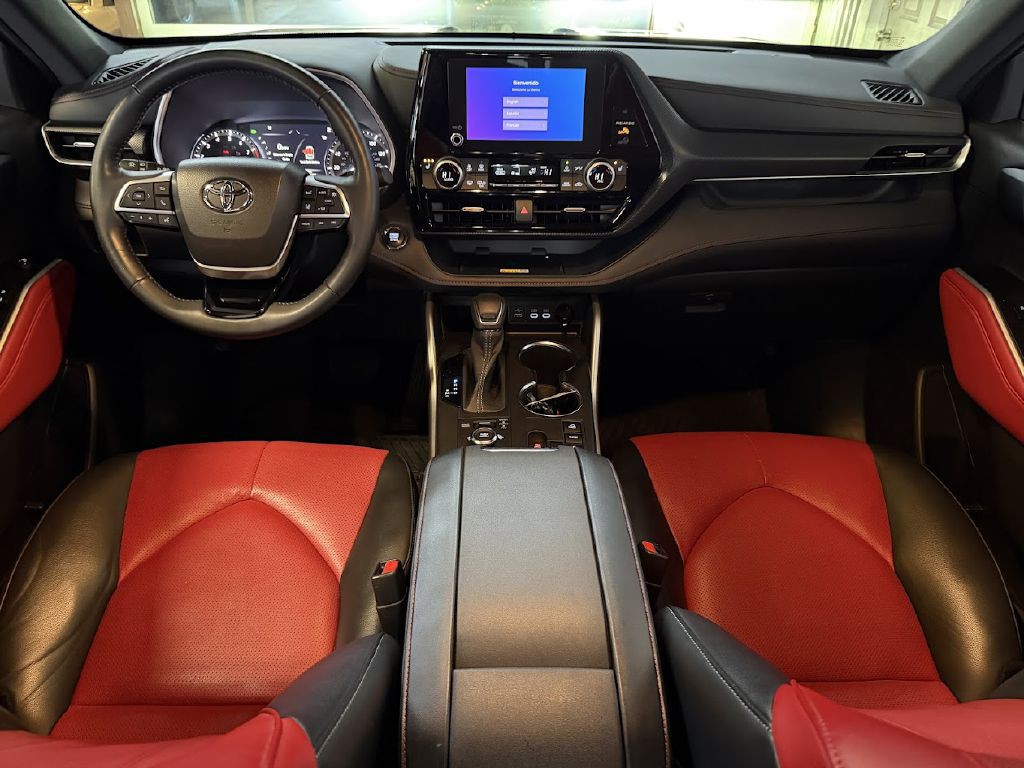 2023 Toyota Highlander Image 9