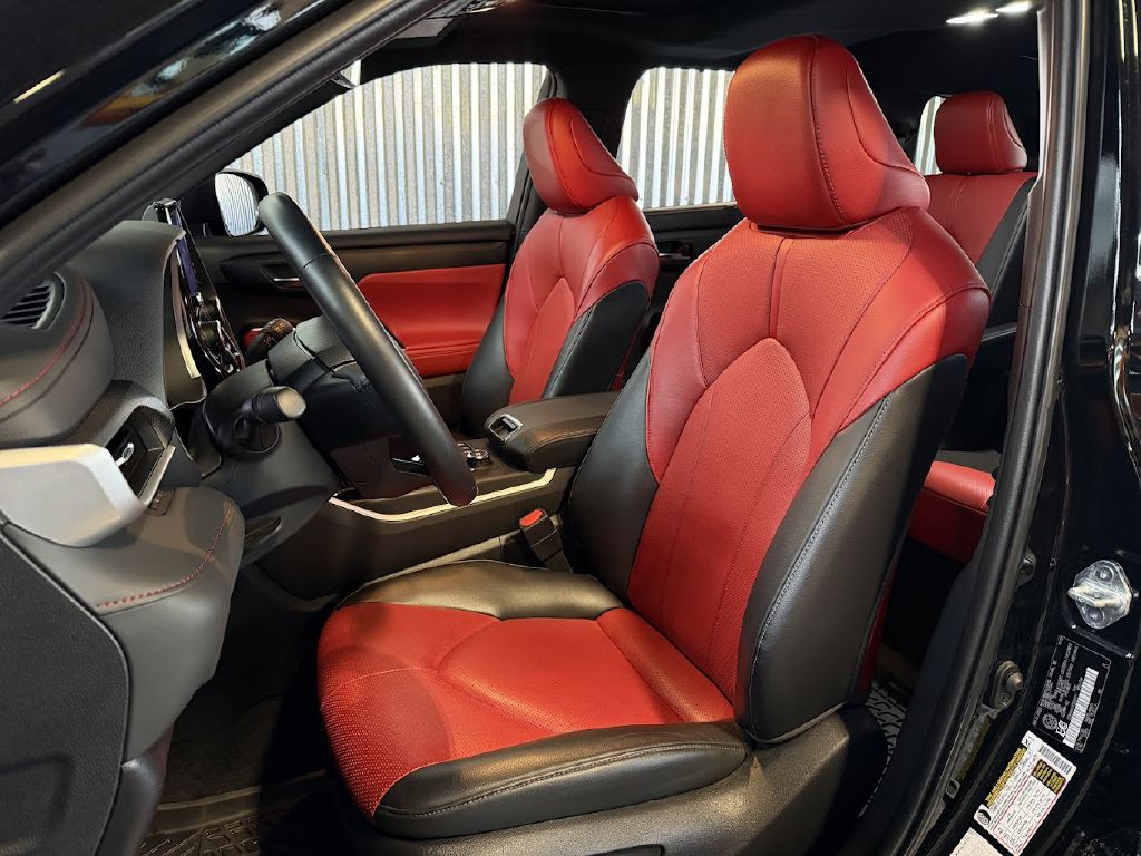 2023 Toyota Highlander Image 12