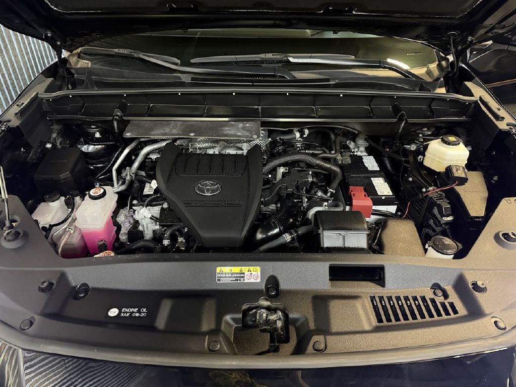 2023 Toyota Highlander Image 32