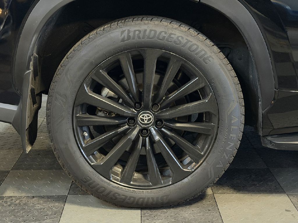 2023 Toyota Highlander Image 33