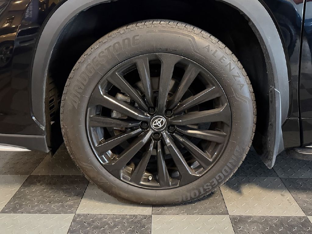 2023 Toyota Highlander Image 35