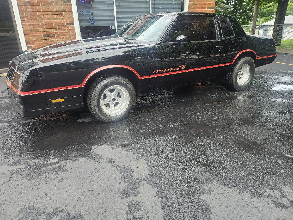 1985 Chevrolet Monte Carlo Image 5