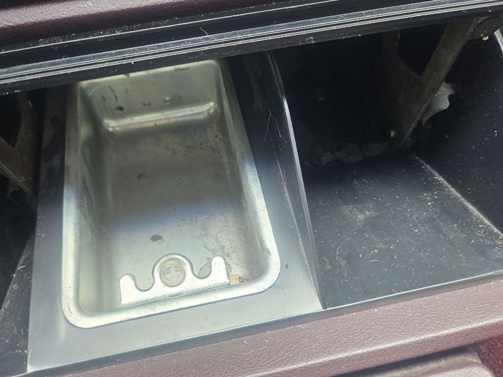 1985 Chevrolet Monte Carlo Image 14
