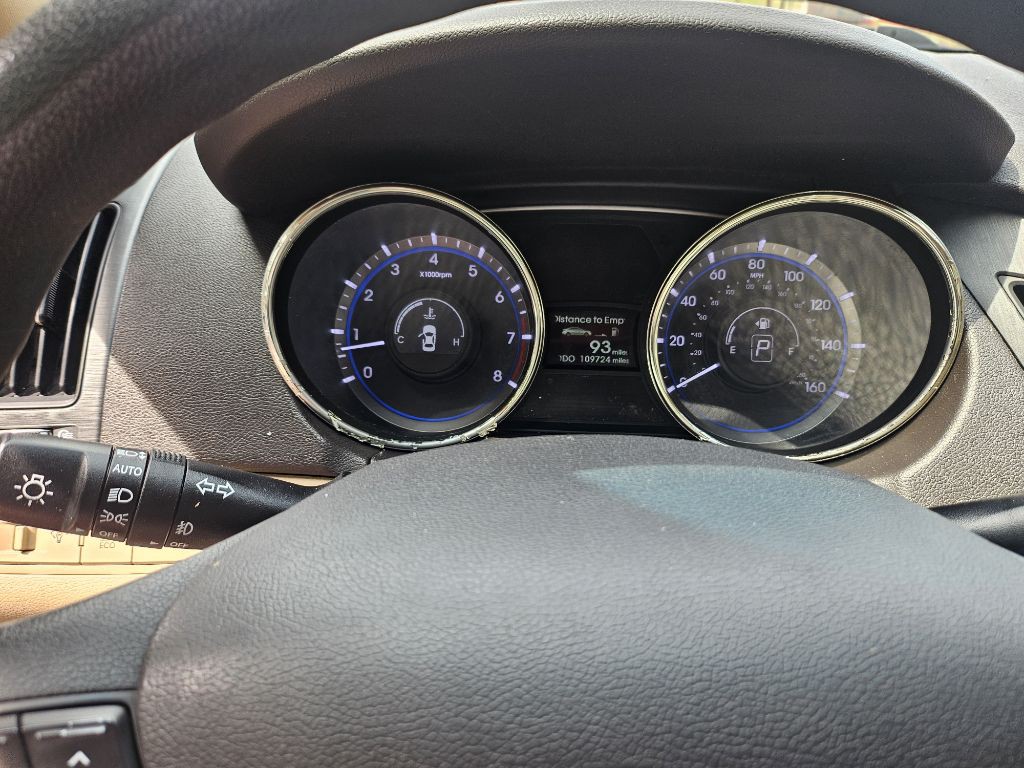 2013 Hyundai Sonata Image 10