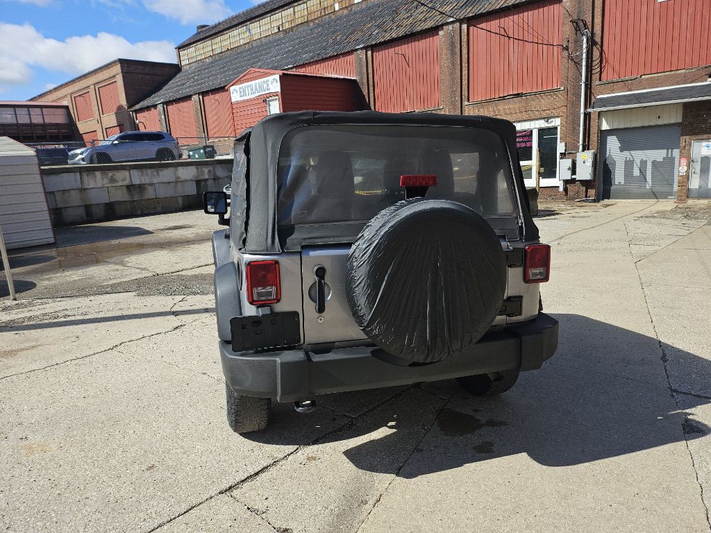 2014 Jeep Wrangler Image 19